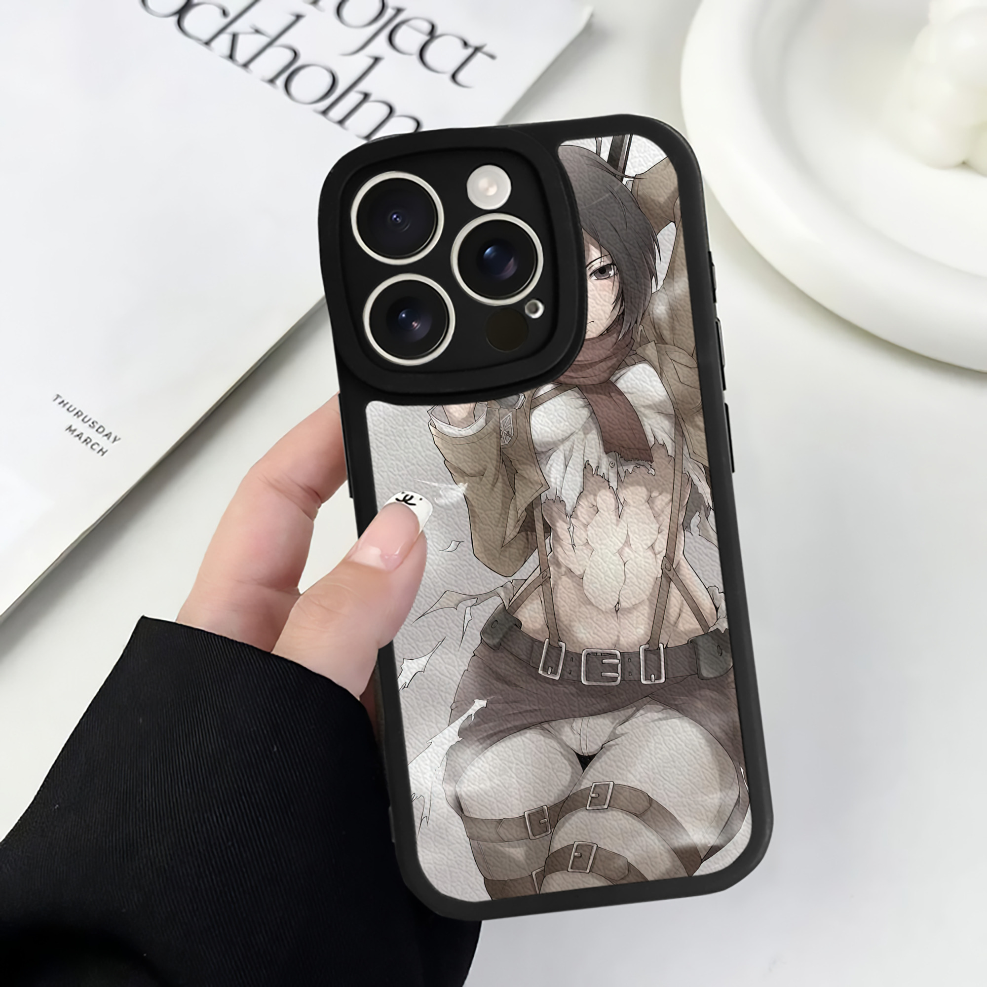 （画像用） 進撃の巨人 Attack on Titan 【iPhone 16シリーズ対応】シリコンスマホケース（レザー調） 材質：シリコン